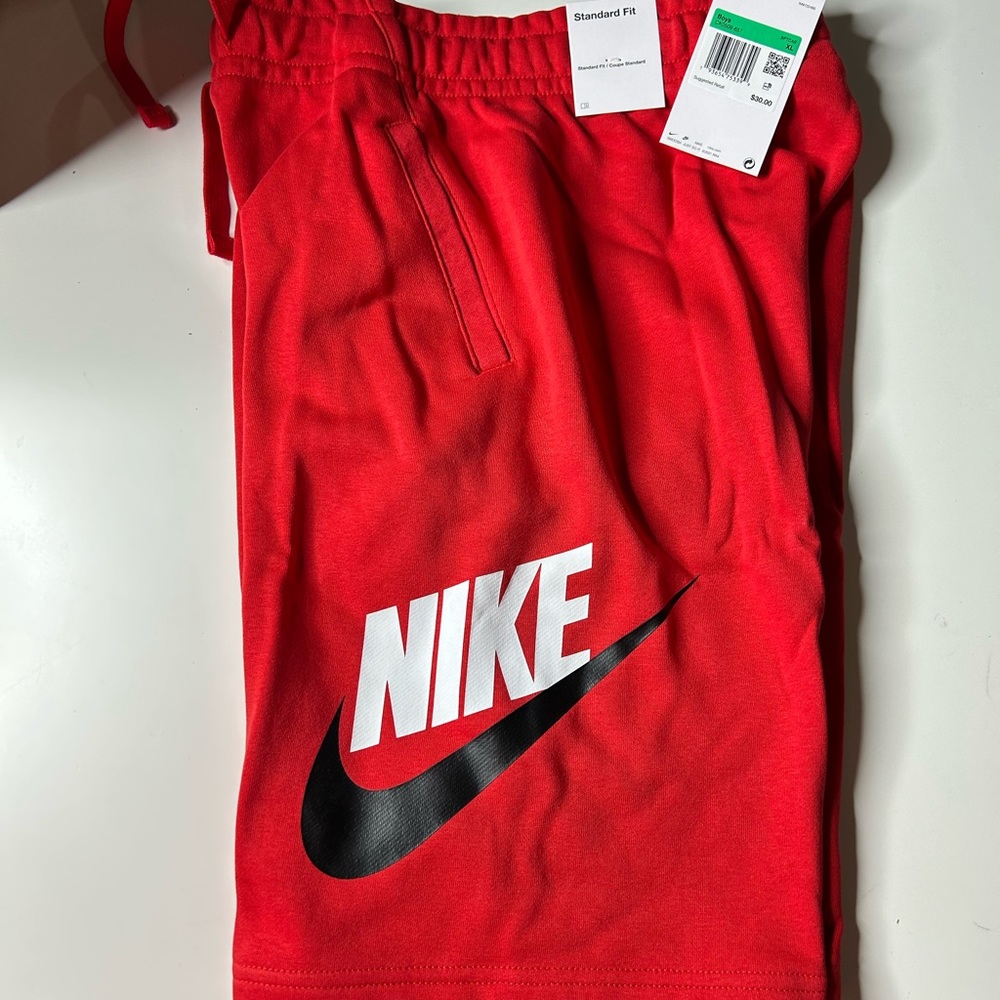 Nike NSW Club + HBR Shorts